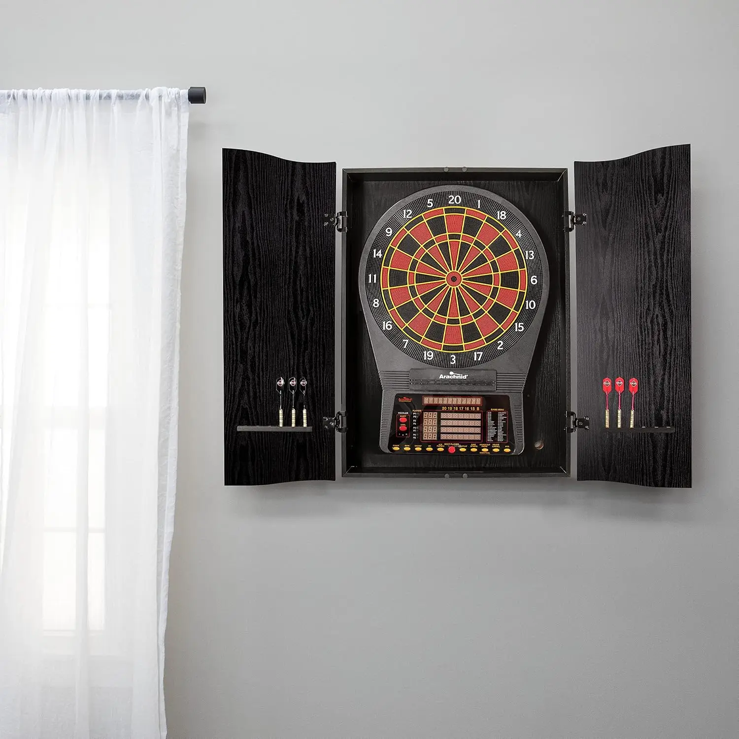 Siyah CricketPro Dart Tahtası  - Electronic Dartboard Cabinet incelemesi ve fiyatı